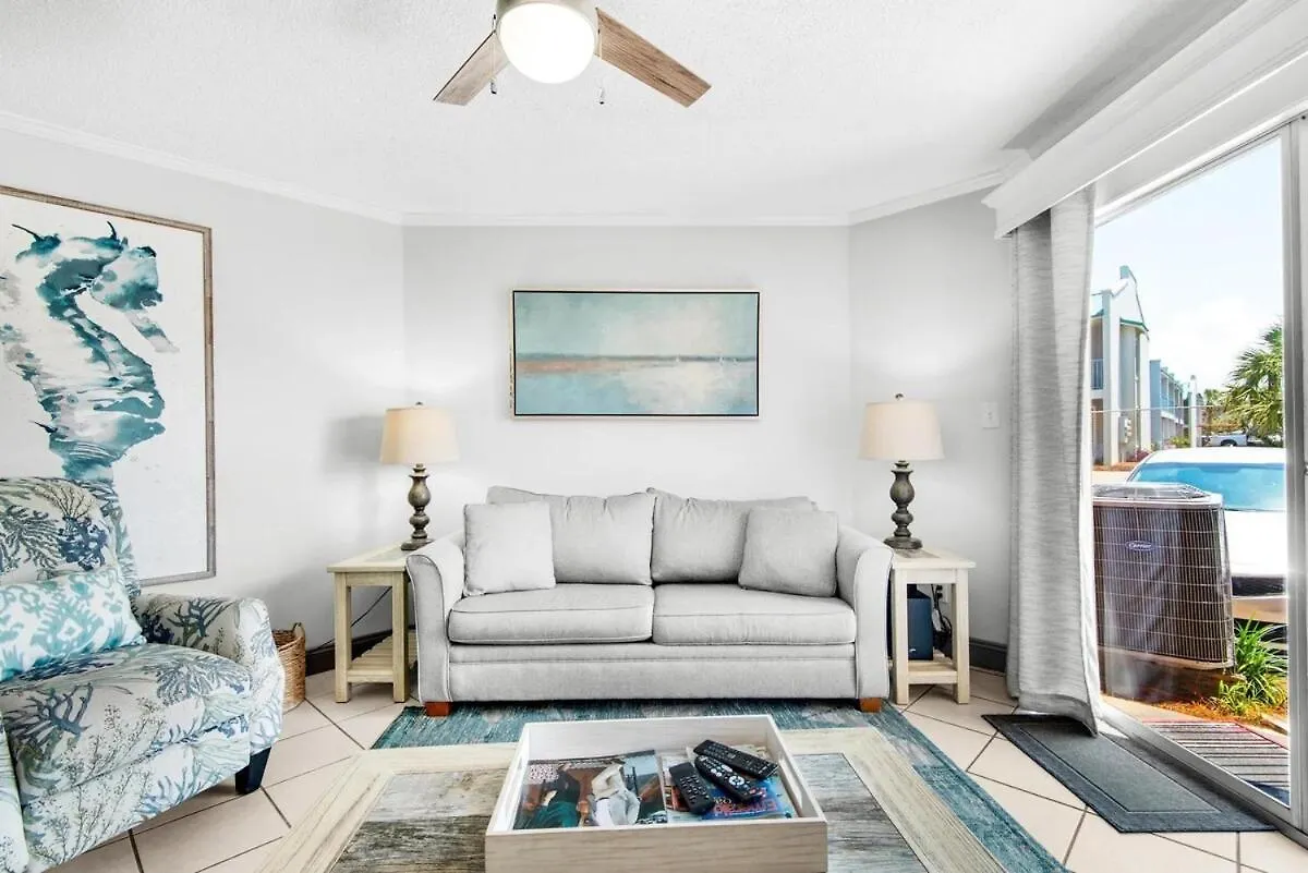 Ground Floor Coastal Condo-Beach Service Included Destin 0*,